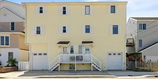 5510 Edgewater B