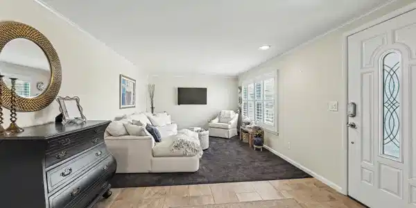 5406 Calvert