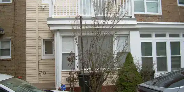 3 N PARKER AVE