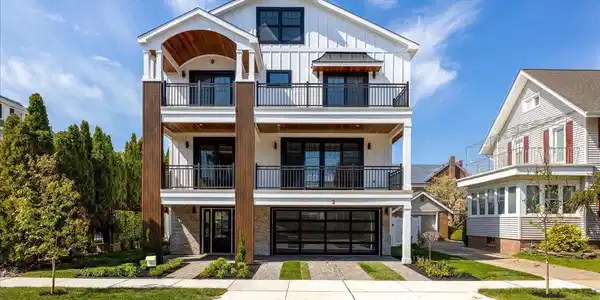 2 N Pembroke