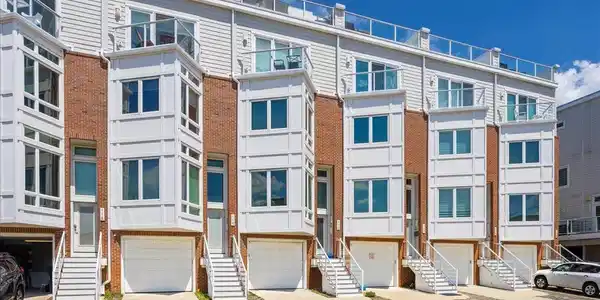 119 S Little Rock