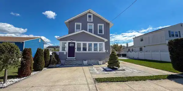 631 Annapolis Ave
