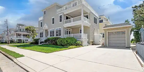2507 Oberon