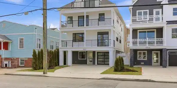 6302 Ventnor