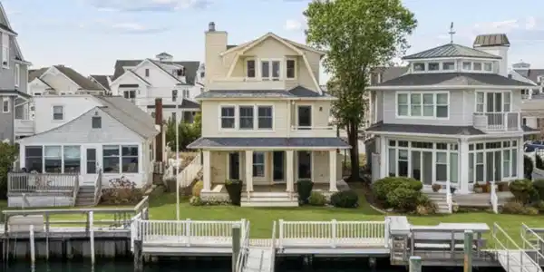 165 Bayshore