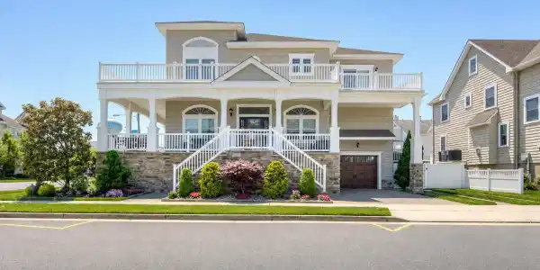 3201 Ventnor