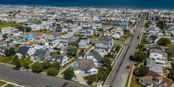 5229 Bay