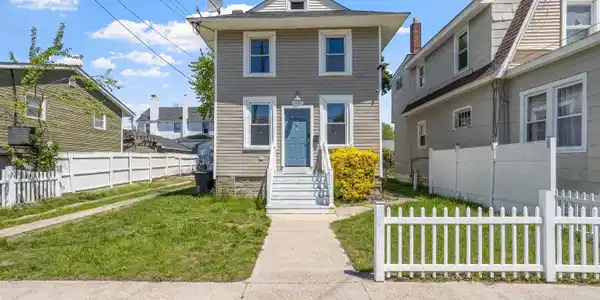 1527 N Arkansas