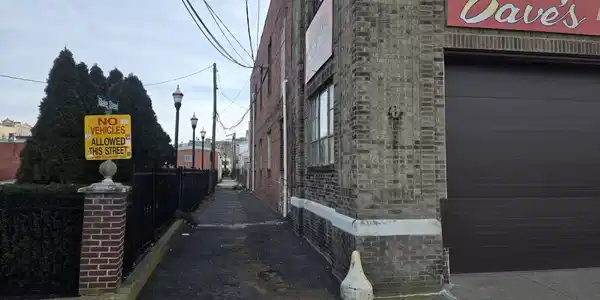 123 N Georgia
