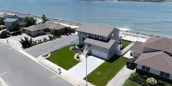 48 W Ocean