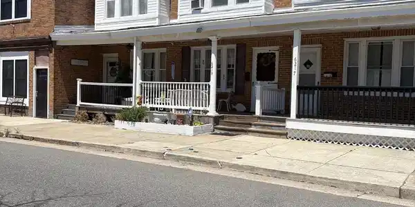 6219 Monmouth Ave