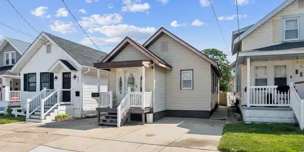 219 N Somerset