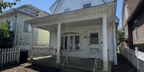 408 N Connecticut