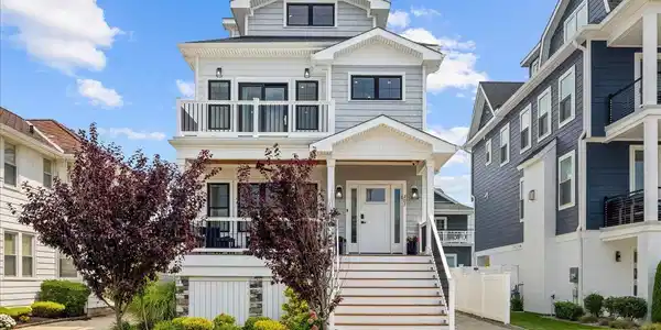 207 N Rumson
