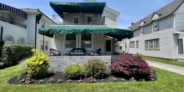 7407 Ventnor
