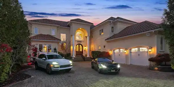 554 W Shore
