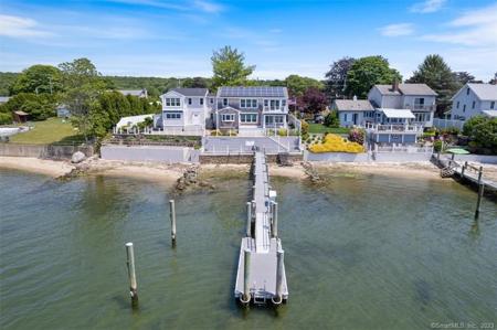 12 Bayside Avenue