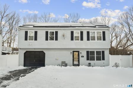 102 Forest St Extension