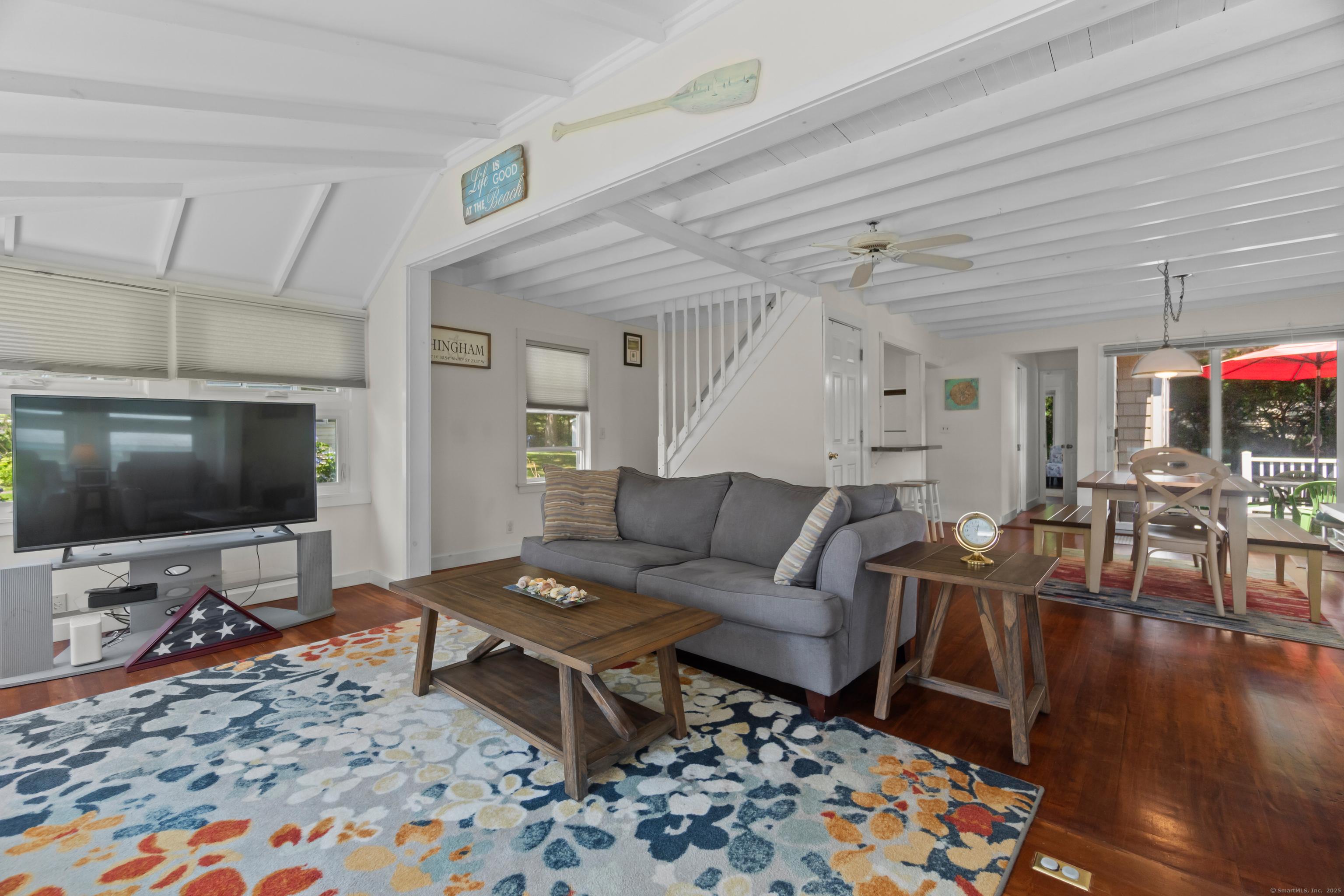 Image 4: Charming, easy-going, living in a beach community.
