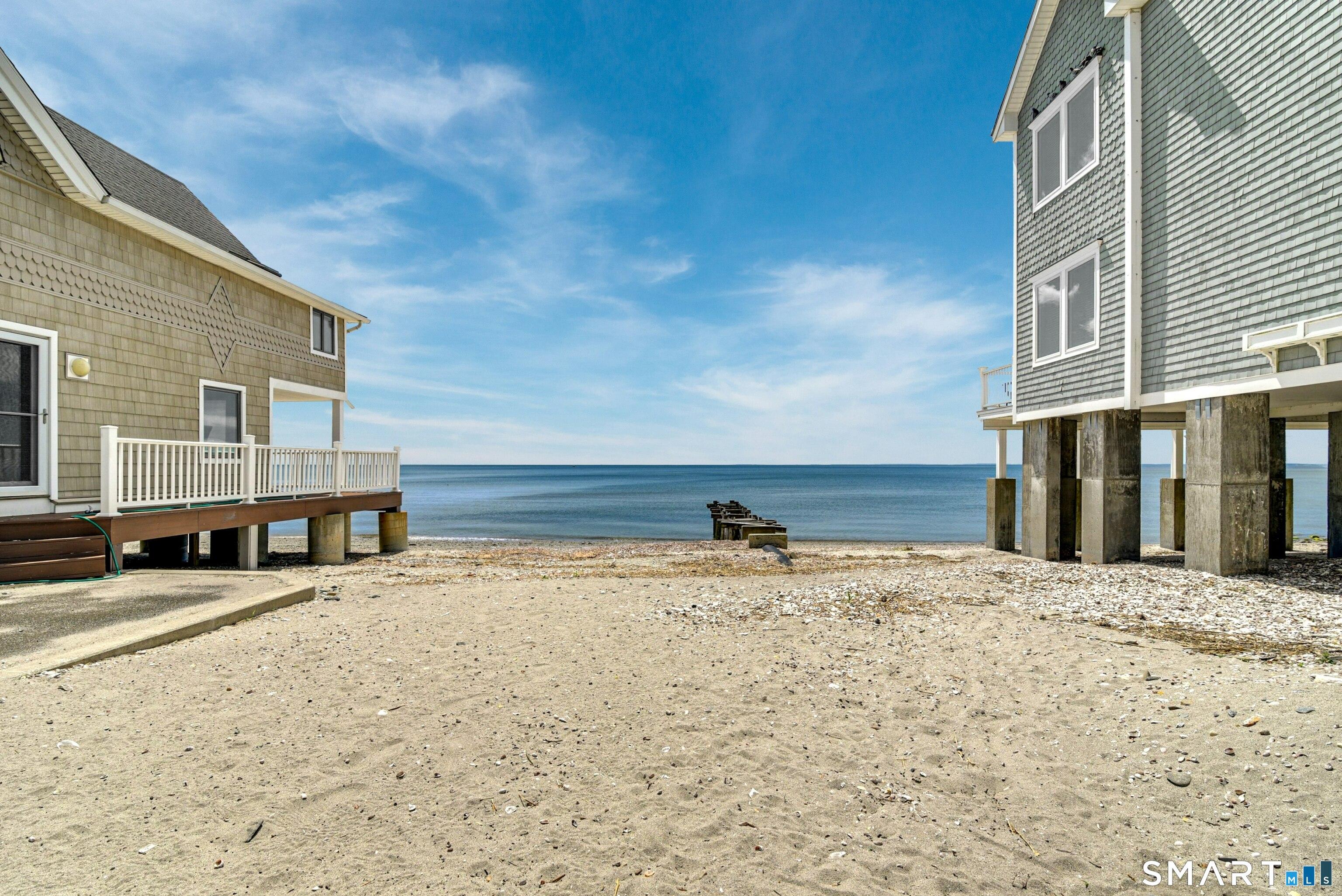 Image 4: Sandy Beach access feet from your front door