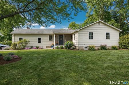 23 Meadowood Lane