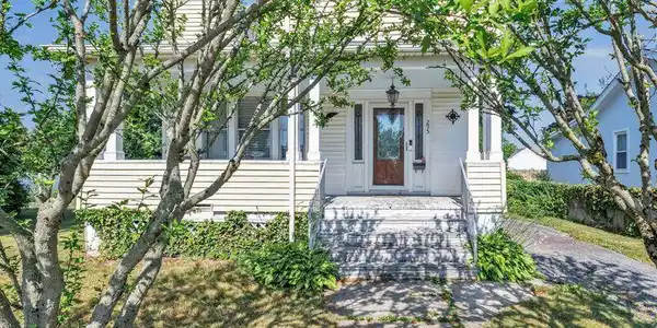 295 Washington Parkway