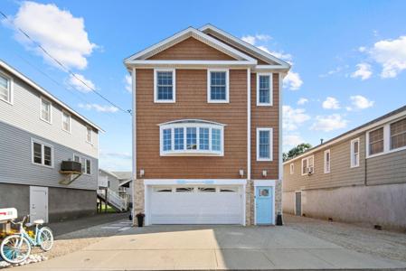 22 Richard Street
