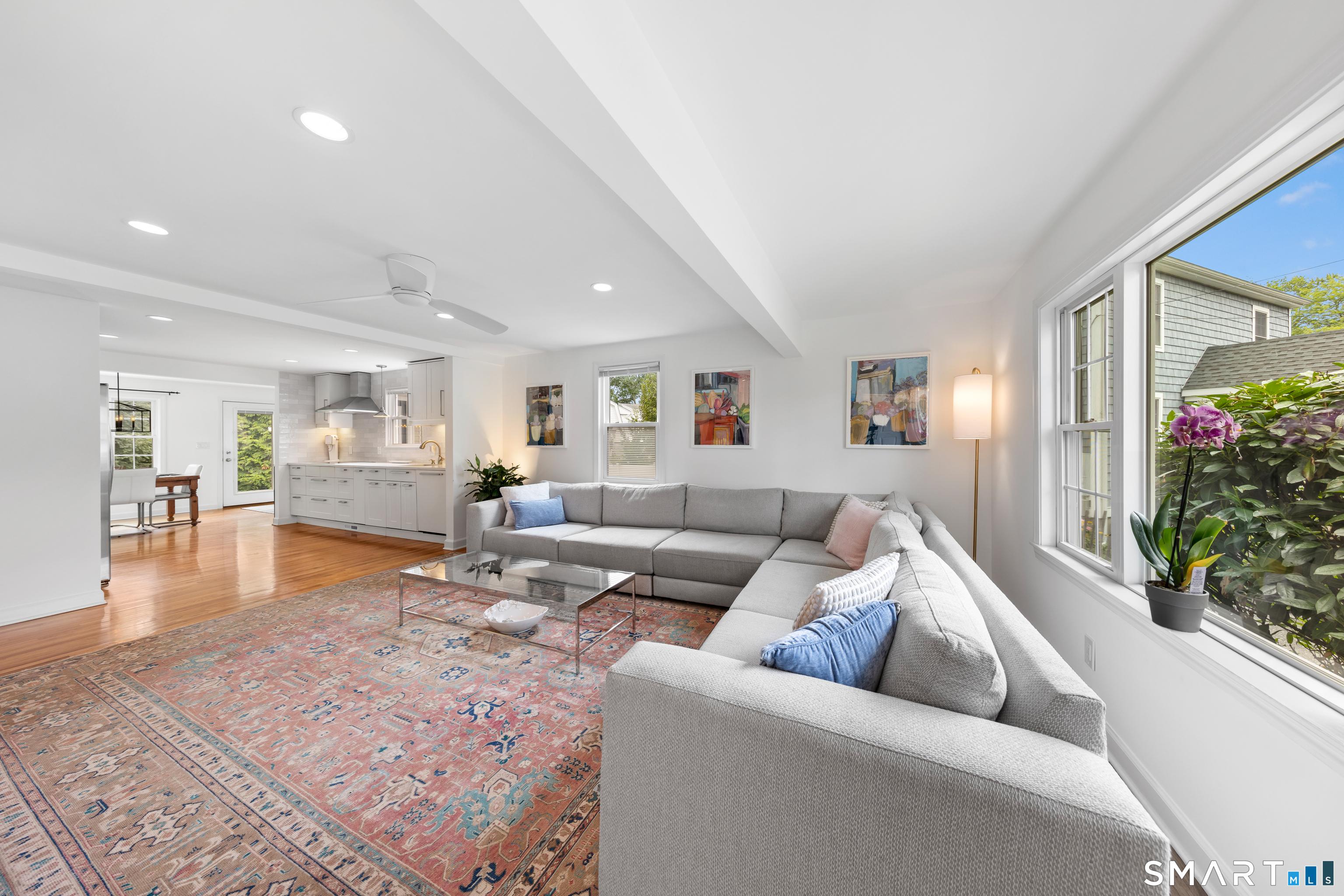 Image 3Living Room: Expansive, open plan, perfect for large gatherings or intimate dinners.
