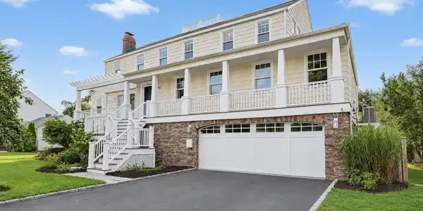 90 Fern Street