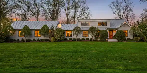 8 Pasture Lane