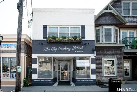 42 Naugatuck Avenue