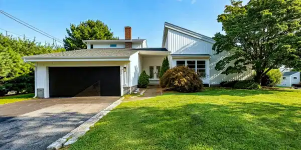18 Cedar Lane