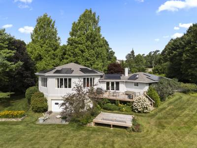 64 Lords Hill Road