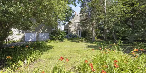 Image 3: Front 106 Pratt Road home