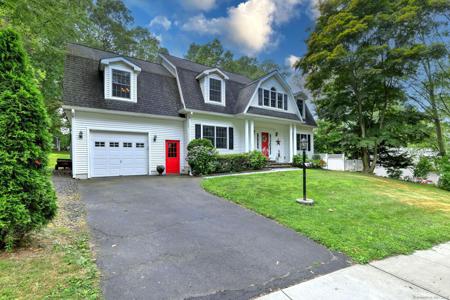 81 Oriole Lane