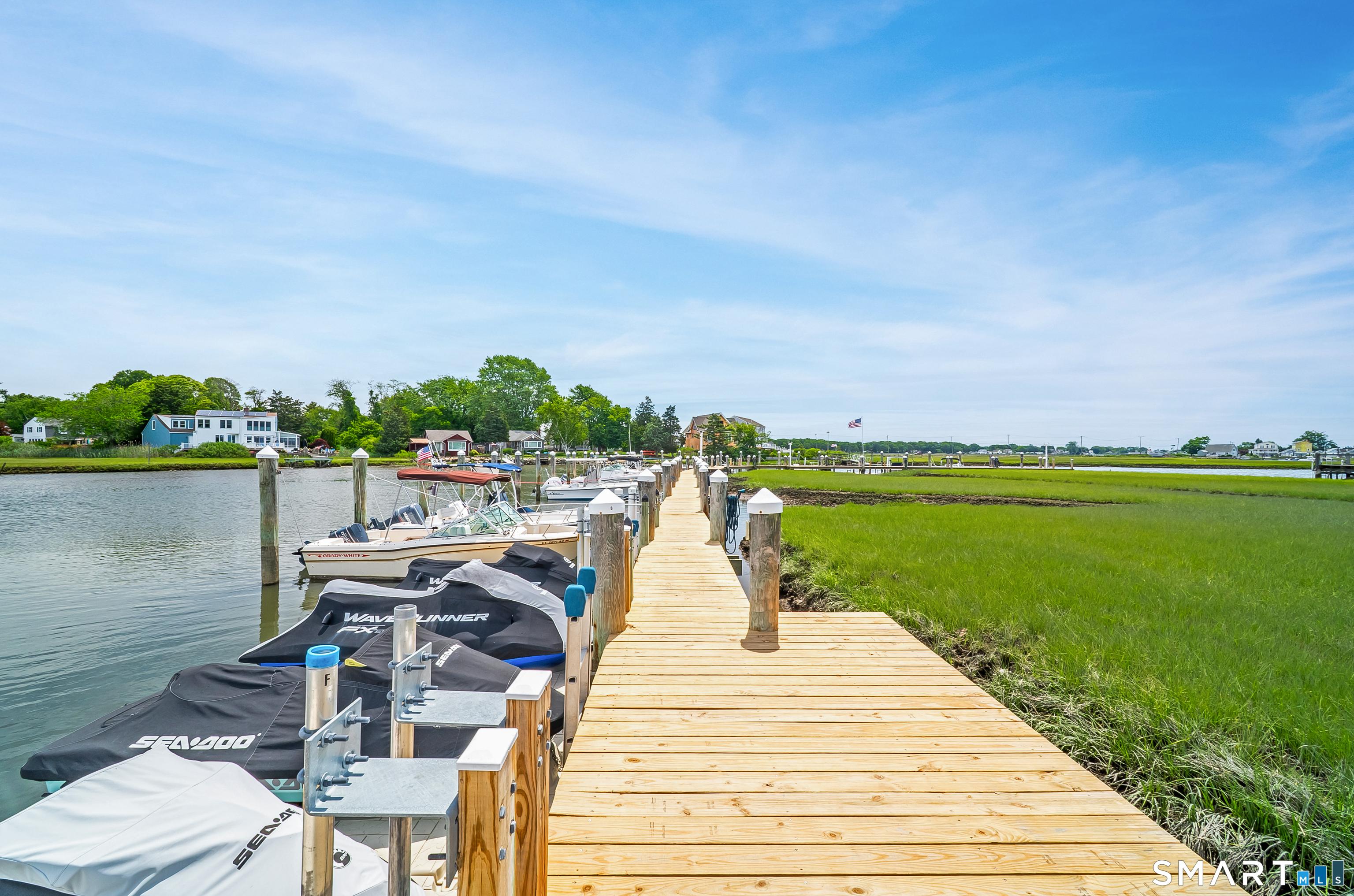Image 2Balcony: Boat slip can be yours