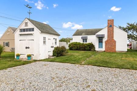174 Nehantic Trail