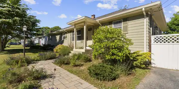 48 Prospect Avenue