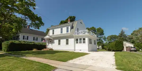 89 Commerce Street