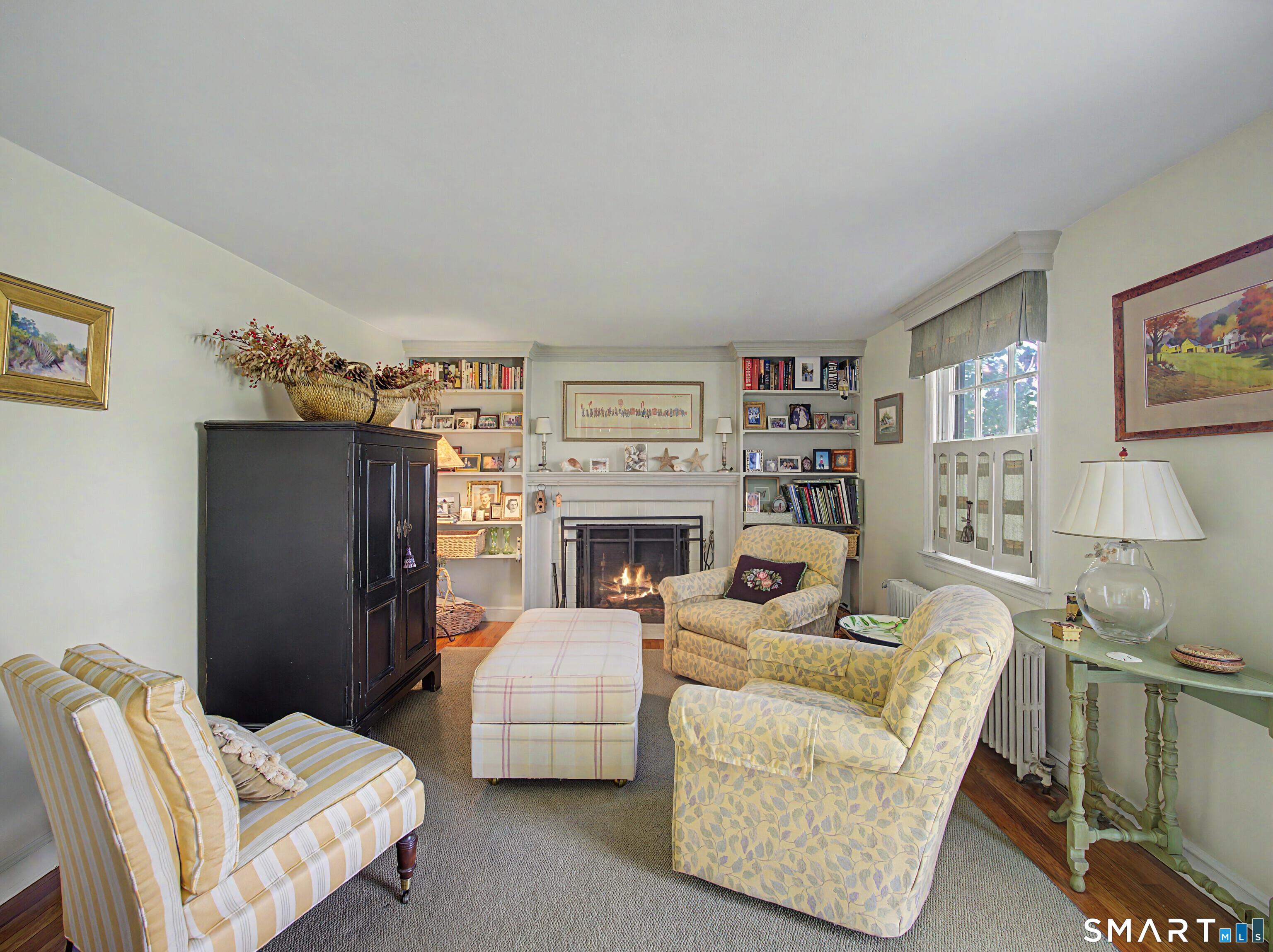 Image 3Living Room