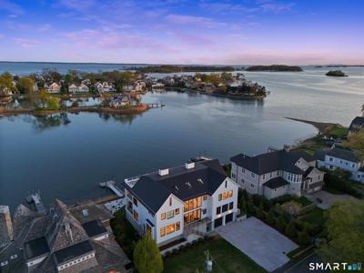 4 Little Cove Lane
