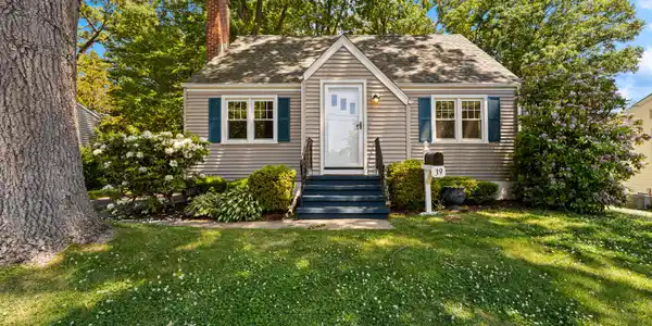 39 Central Avenue