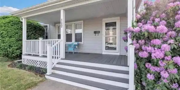 102 Peck Avenue