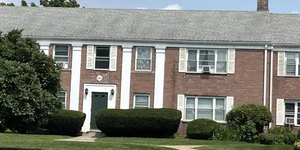 34 Standish Road