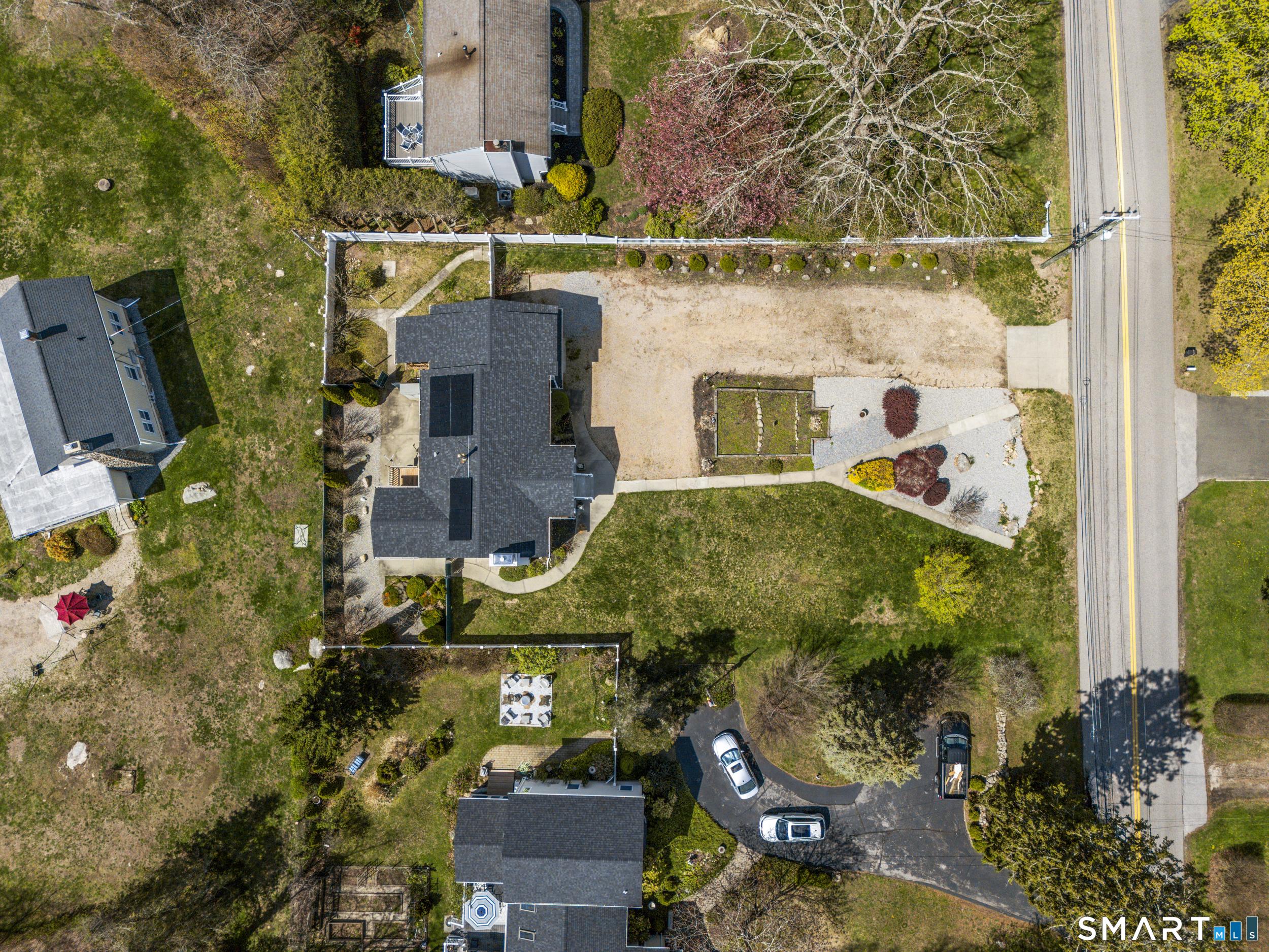 Image 4: Birds Eye View !