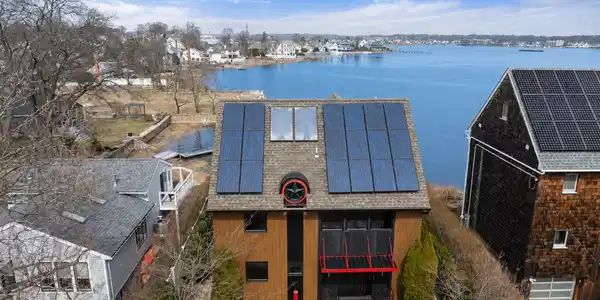 17 Seabreeze Place