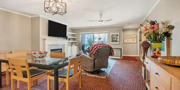 Image 2Living Room