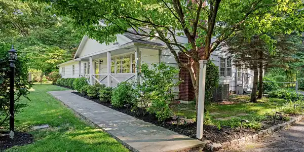 3 Pheasant Court