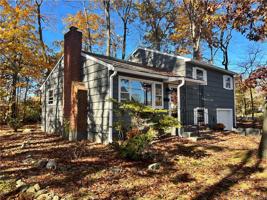 3 Ridgewood Drive