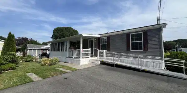8 Grove Terrace